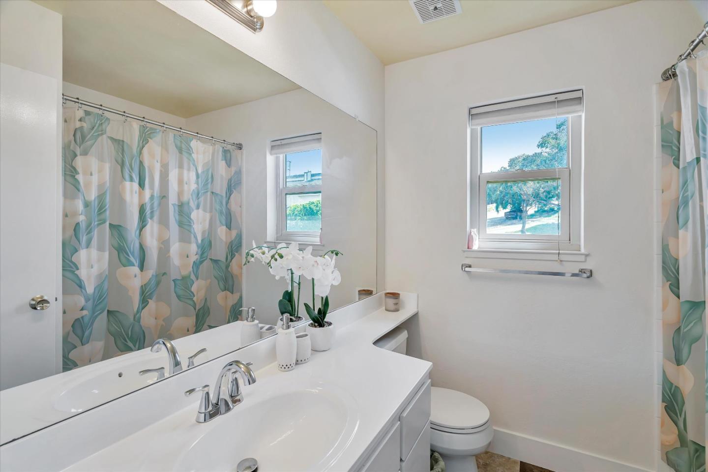 Detail Gallery Image 23 of 31 For 4774 Snow Dr, San Jose,  CA 95111 - 3 Beds | 2/1 Baths