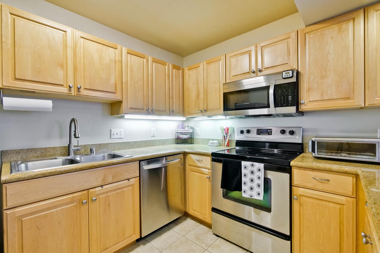 Detail Gallery Image 9 of 25 For 627 E El Camino Real #104,  Sunnyvale,  CA 94087 - 2 Beds | 2/1 Baths