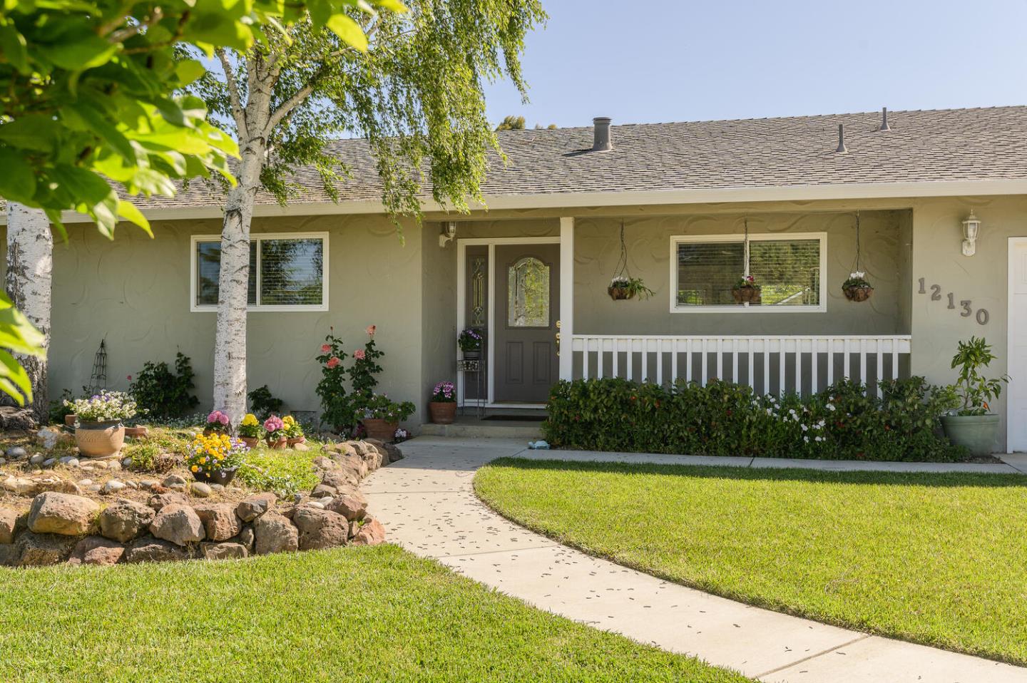 Detail Gallery Image 1 of 42 For 12130 Columbet Ave, San Martin,  CA 95046 - 4 Beds | 3 Baths