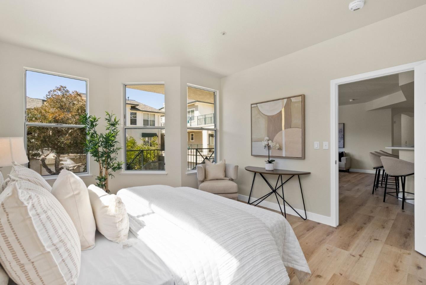 Detail Gallery Image 10 of 36 For 401 Baltic Cir #427,  Redwood City,  CA 94065 - 2 Beds | 2 Baths
