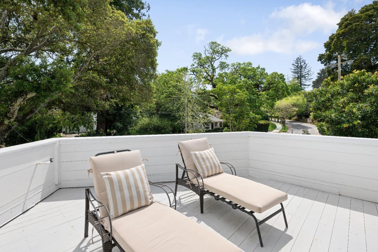 Detail Gallery Image 21 of 42 For 610 Bromfield Rd, San Mateo,  CA 94402 - 3 Beds | 2 Baths