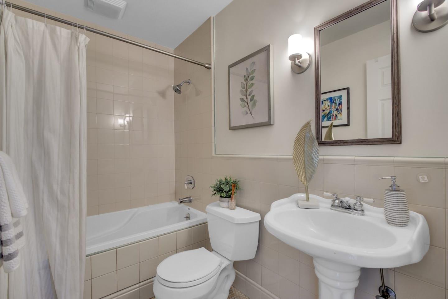Detail Gallery Image 31 of 54 For 206 Palmetto Ave, Pacifica,  CA 94044 - 2 Beds | 2 Baths