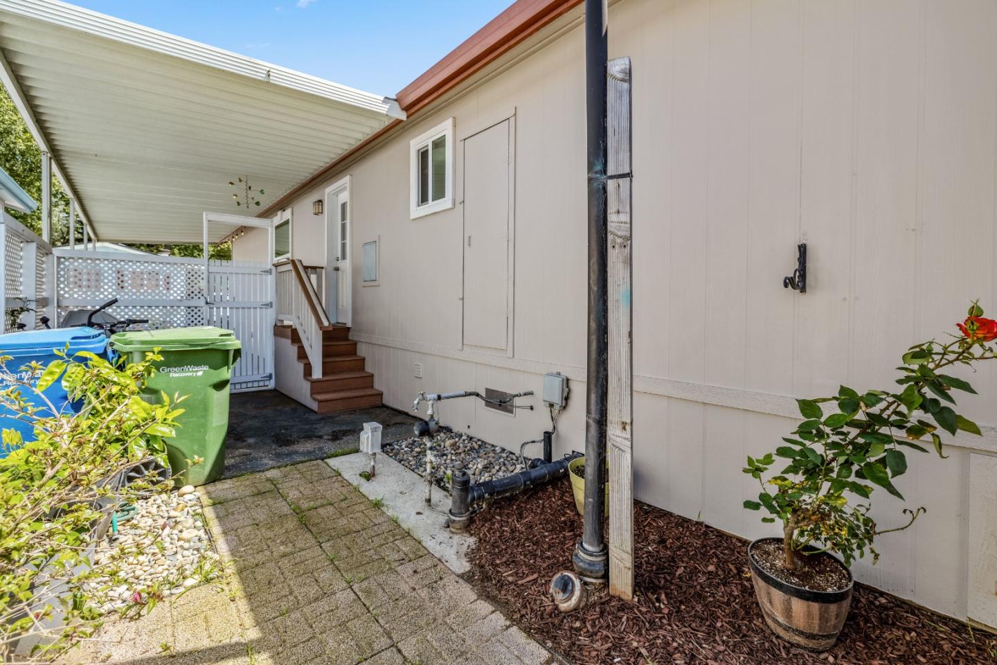 Detail Gallery Image 29 of 42 For 3060 Porter St #18,  Soquel,  CA 95073 - 3 Beds | 2 Baths