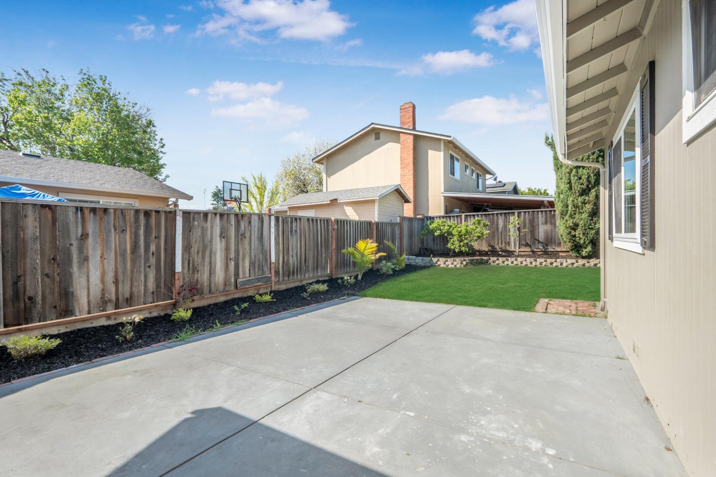 Detail Gallery Image 29 of 34 For 2534 Shilshone Cir, San Jose,  CA 95121 - 3 Beds | 2 Baths