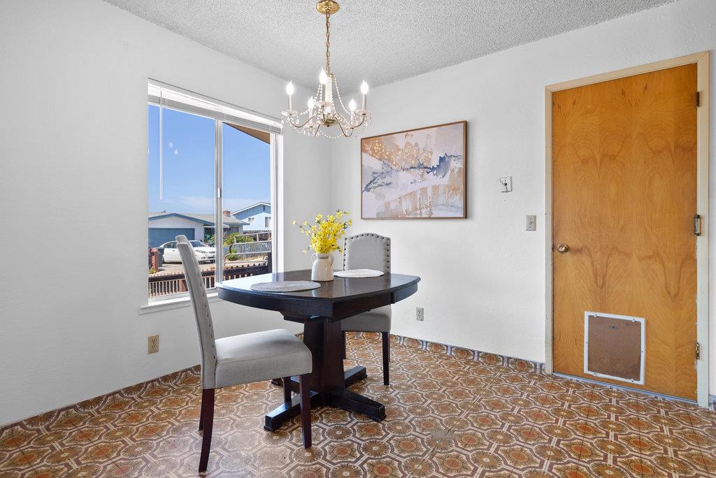 Detail Gallery Image 11 of 27 For 1610 Vallejo St, Seaside,  CA 93955 - 2 Beds | 1 Baths