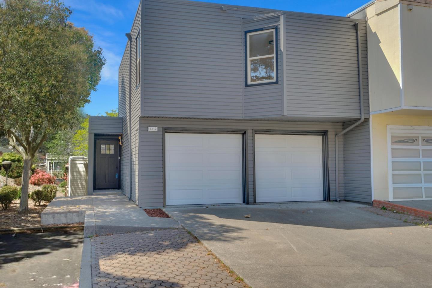 Detail Gallery Image 1 of 1 For 2242 Wexford Ave, South San Francisco,  CA 94080 - 4 Beds | 2/1 Baths