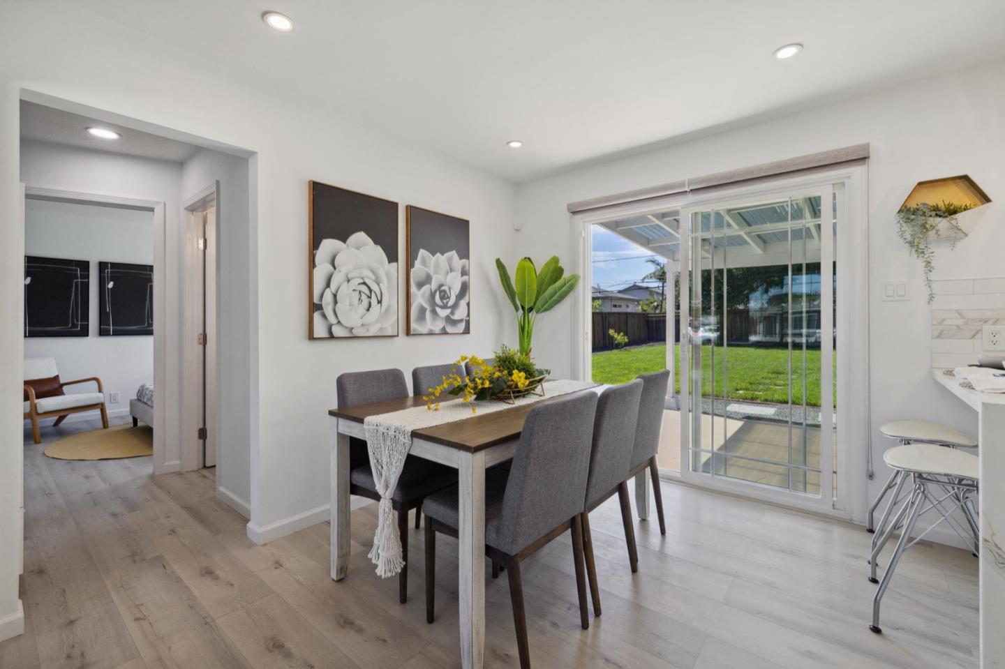 Detail Gallery Image 25 of 39 For 996 Patricia Ave, San Mateo,  CA 94401 - 2 Beds | 1 Baths