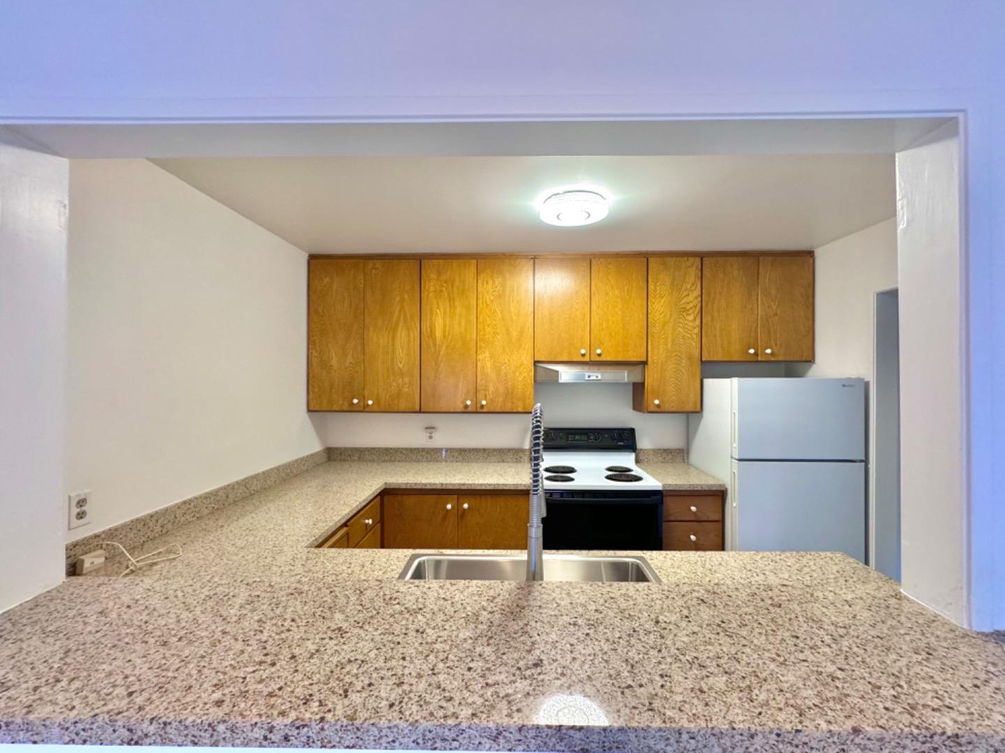 Detail Gallery Image 33 of 46 For 800 N Delaware St #308,  San Mateo,  CA 94401 - 2 Beds | 2 Baths