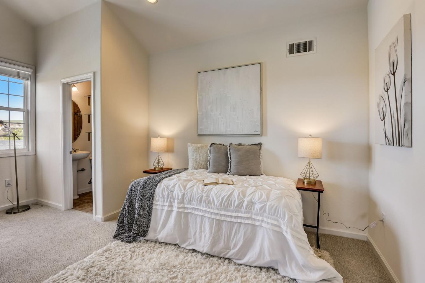 Detail Gallery Image 33 of 49 For 3697 Whitworth Dr, Dublin,  CA 94568 - 4 Beds | 2/1 Baths