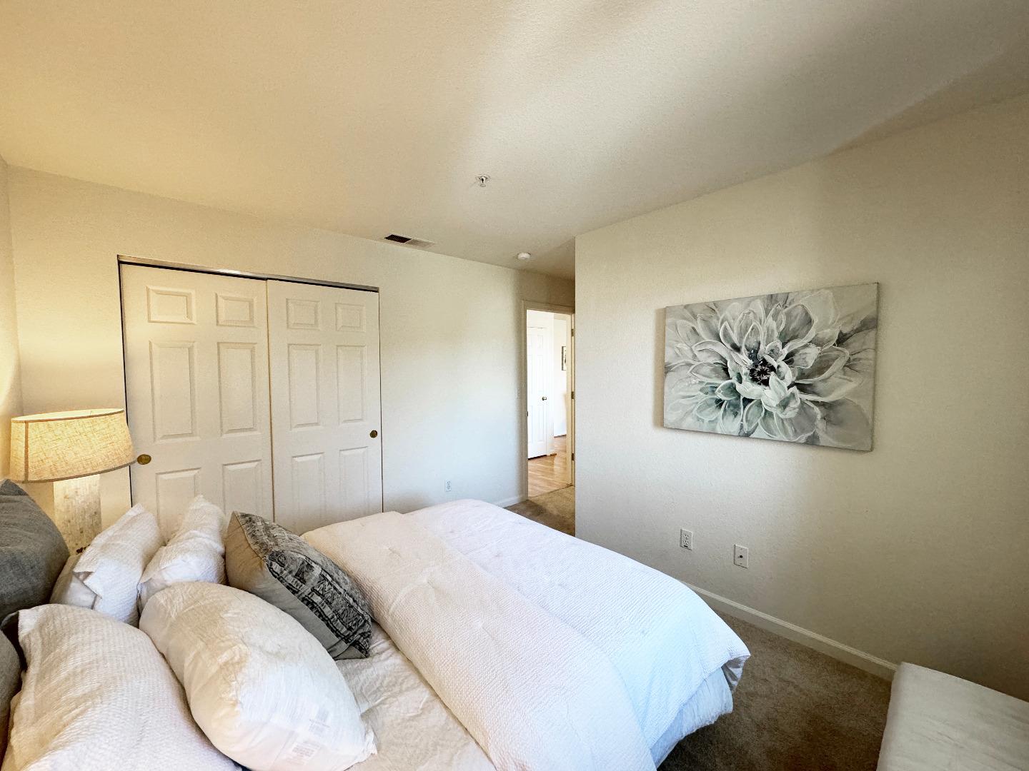 Detail Gallery Image 11 of 17 For 260 5th Ave 7d,  Redwood City,  CA 94063 - 2 Beds | 1/1 Baths