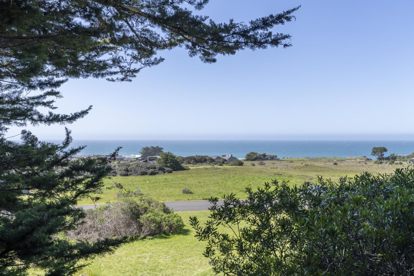 Detail Gallery Image 22 of 47 For 39858 Leeward Rd, The Sea Ranch,  CA 95497 - 2 Beds | 3 Baths