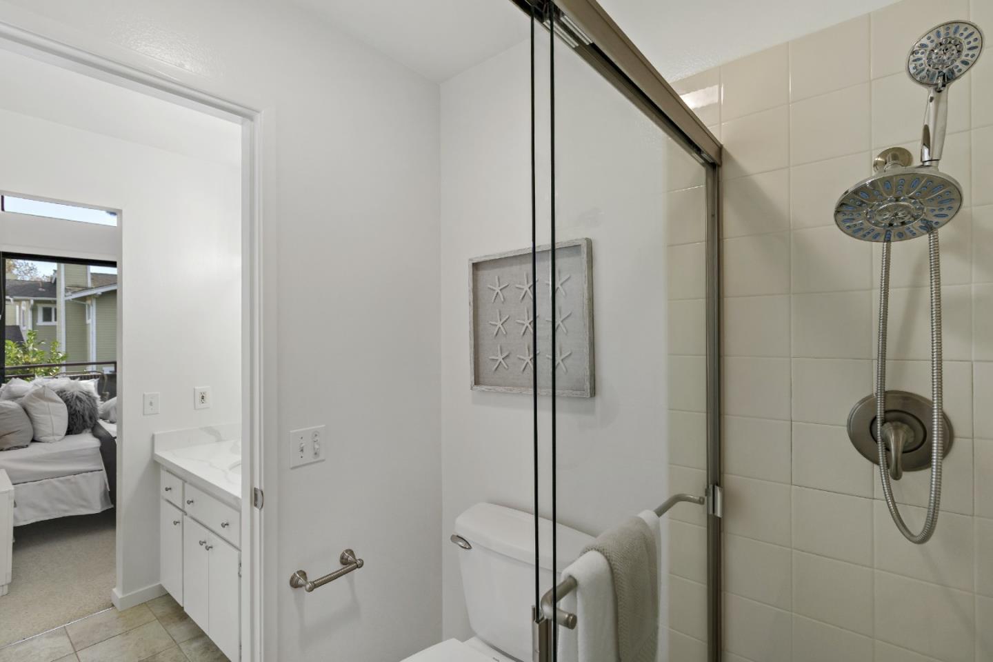Detail Gallery Image 28 of 46 For 928 Wright Ave #1002,  Mountain View,  CA 94043 - 3 Beds | 2 Baths