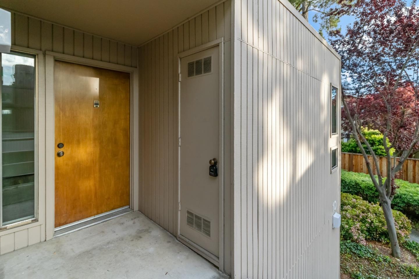 Detail Gallery Image 41 of 46 For 928 Wright Ave #1002,  Mountain View,  CA 94043 - 3 Beds | 2 Baths