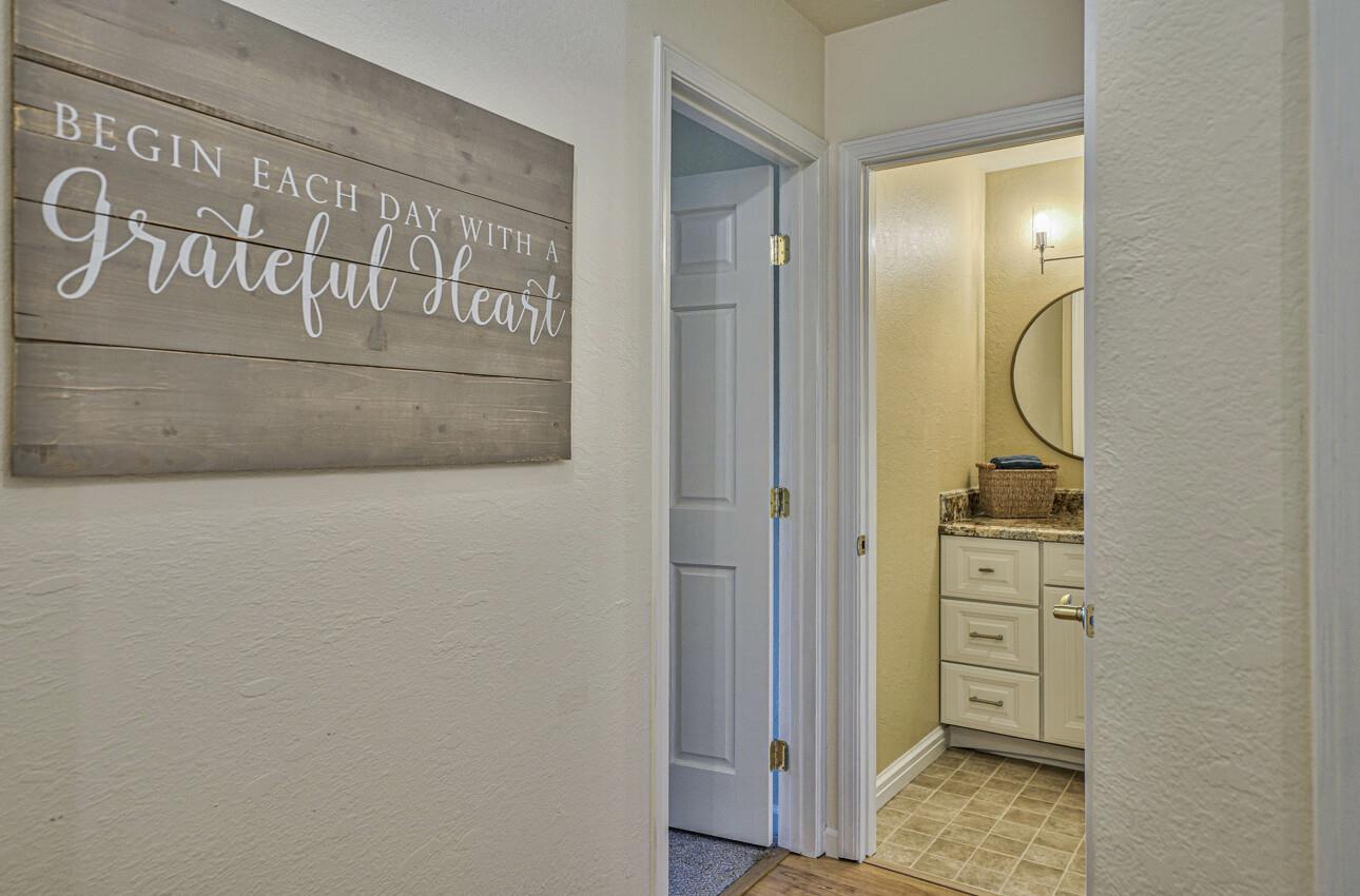 Detail Gallery Image 16 of 35 For 250 Forest Ridge Rd #64,  Monterey,  CA 93940 - 2 Beds | 1 Baths