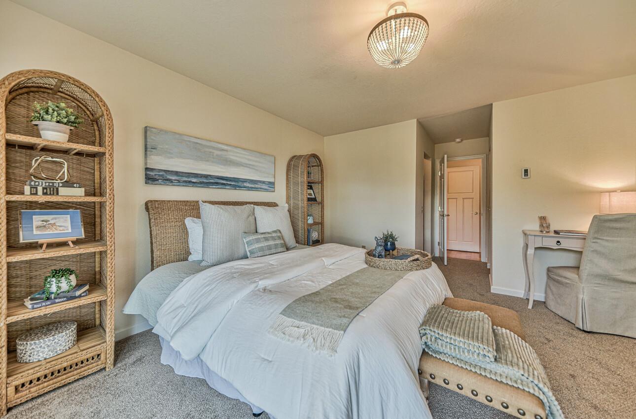 Detail Gallery Image 23 of 35 For 250 Forest Ridge Rd #64,  Monterey,  CA 93940 - 2 Beds | 1 Baths
