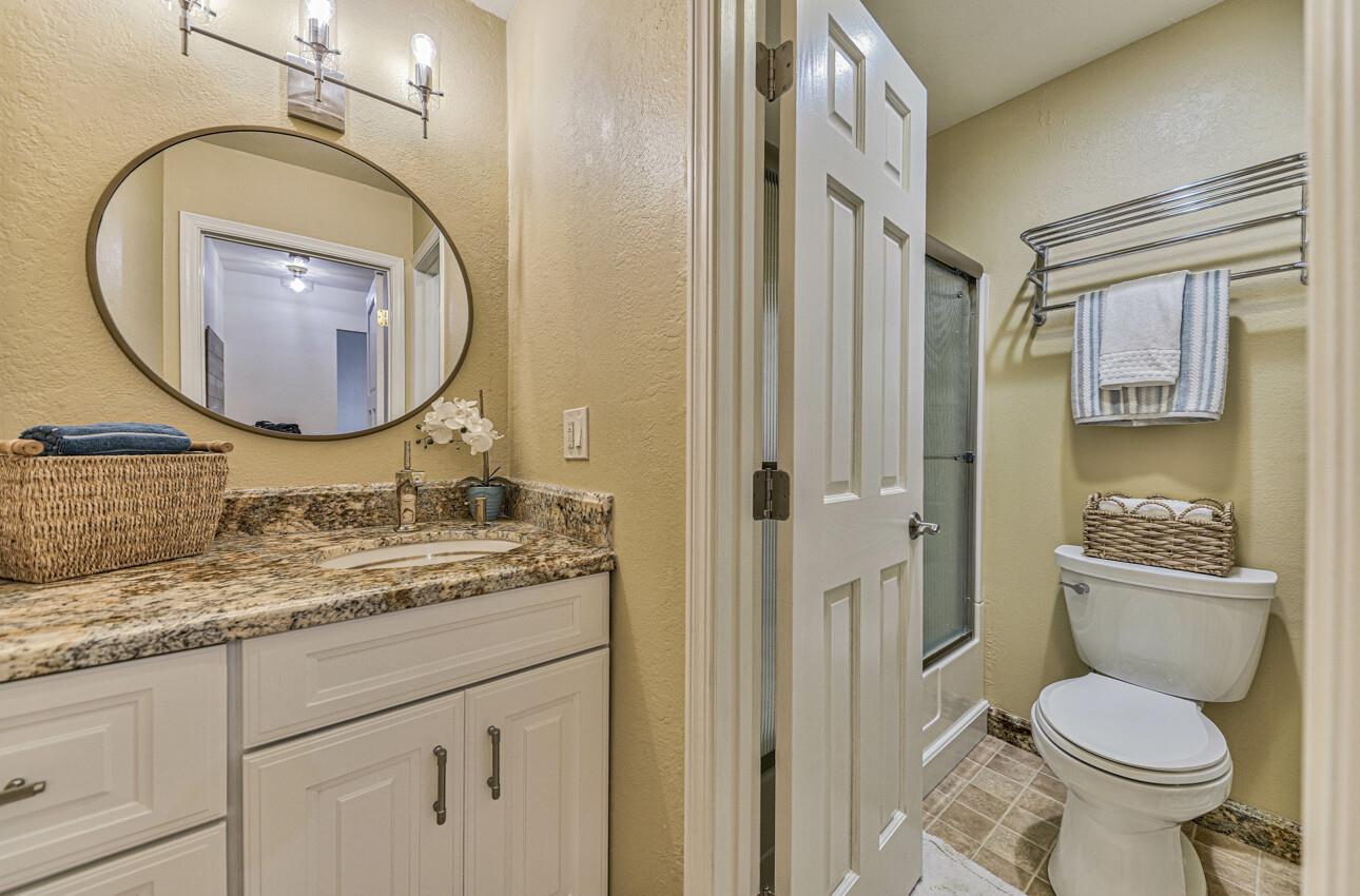 Detail Gallery Image 28 of 35 For 250 Forest Ridge Rd #64,  Monterey,  CA 93940 - 2 Beds | 1 Baths