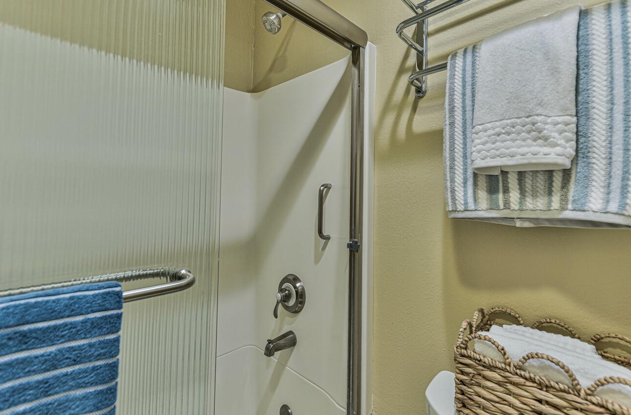 Detail Gallery Image 31 of 35 For 250 Forest Ridge Rd #64,  Monterey,  CA 93940 - 2 Beds | 1 Baths