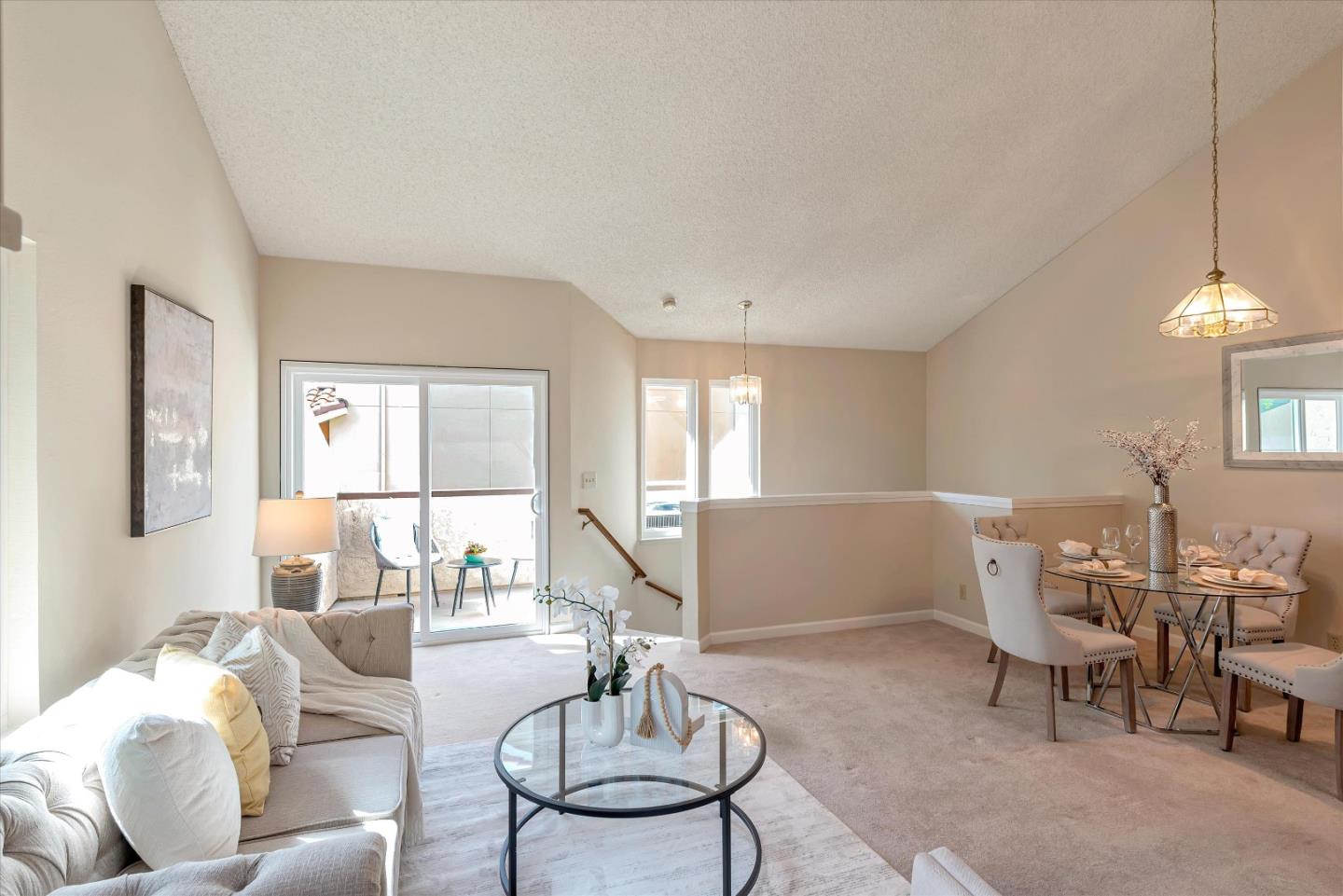 Detail Gallery Image 12 of 38 For 1015 Helen Ave #1,  Sunnyvale,  CA 94086 - 2 Beds | 2 Baths