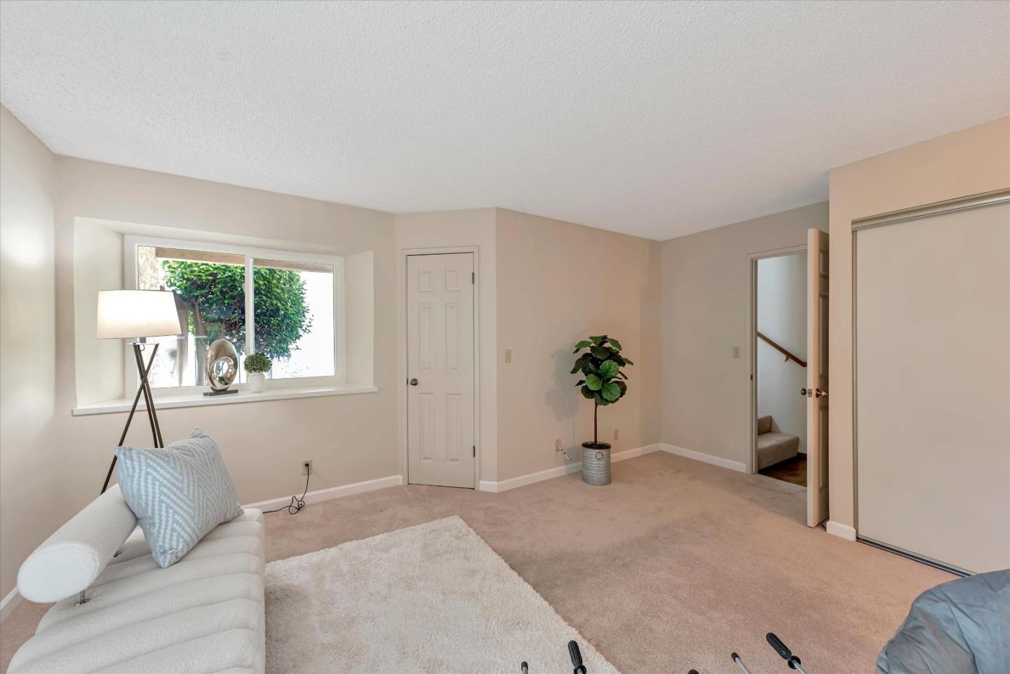 Detail Gallery Image 24 of 38 For 1015 Helen Ave #1,  Sunnyvale,  CA 94086 - 2 Beds | 2 Baths