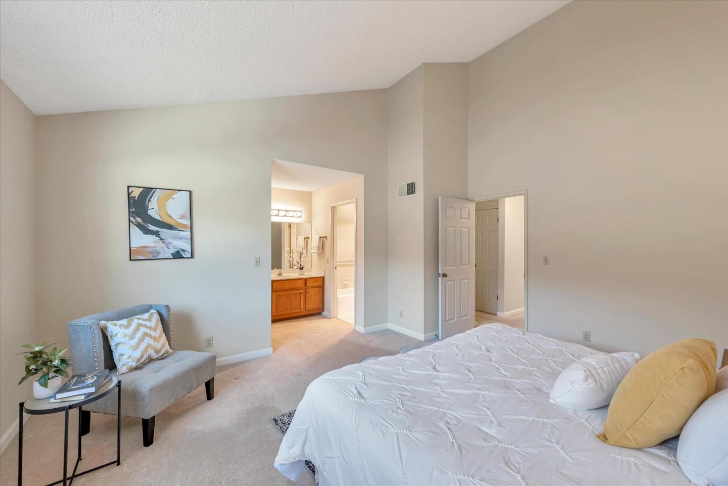 Detail Gallery Image 30 of 38 For 1015 Helen Ave #1,  Sunnyvale,  CA 94086 - 2 Beds | 2 Baths