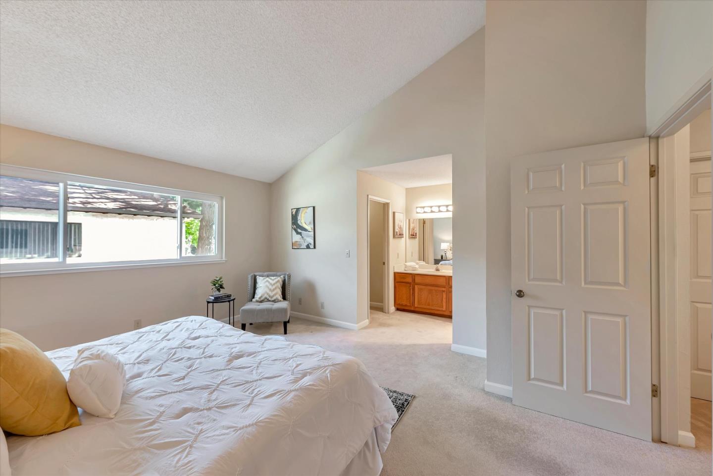 Detail Gallery Image 31 of 38 For 1015 Helen Ave #1,  Sunnyvale,  CA 94086 - 2 Beds | 2 Baths