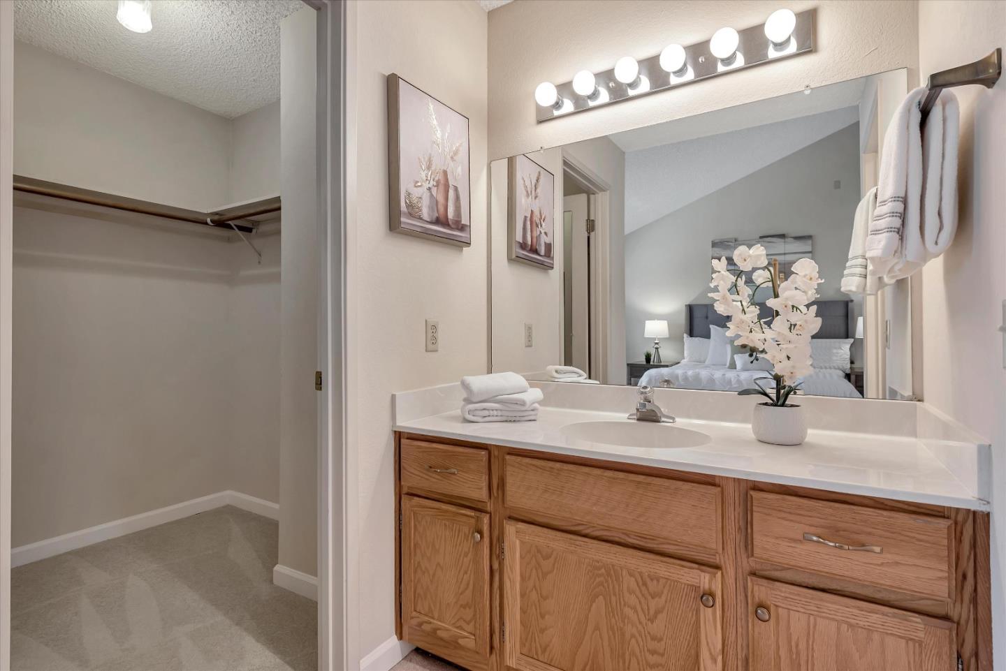 Detail Gallery Image 34 of 38 For 1015 Helen Ave #1,  Sunnyvale,  CA 94086 - 2 Beds | 2 Baths