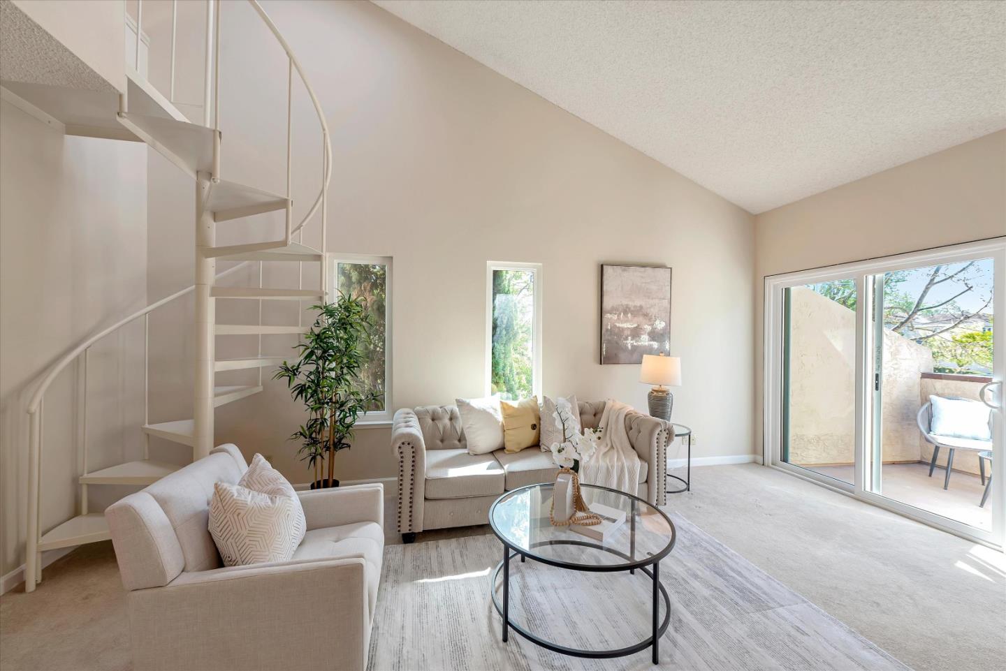 Detail Gallery Image 9 of 38 For 1015 Helen Ave #1,  Sunnyvale,  CA 94086 - 2 Beds | 2 Baths
