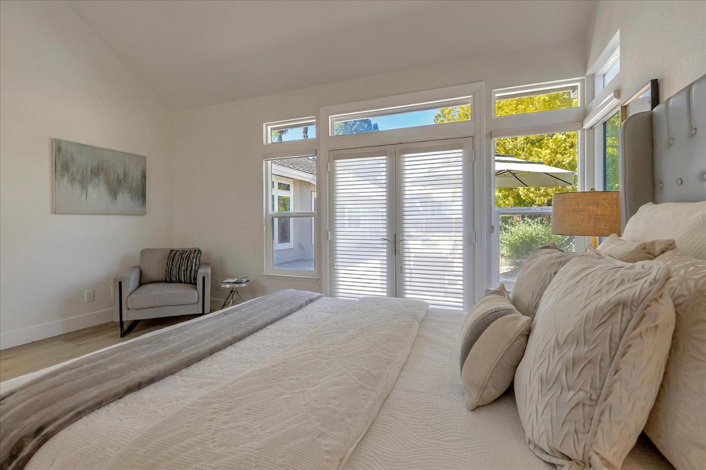 Detail Gallery Image 18 of 54 For 11570 Upland Way, Cupertino,  CA 95014 - 4 Beds | 2 Baths