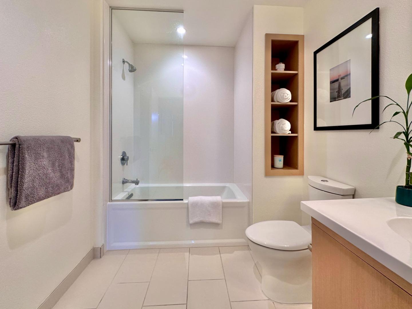 Detail Gallery Image 14 of 32 For 2655 Bush St #411,  San Francisco,  CA 94115 - 2 Beds | 2 Baths