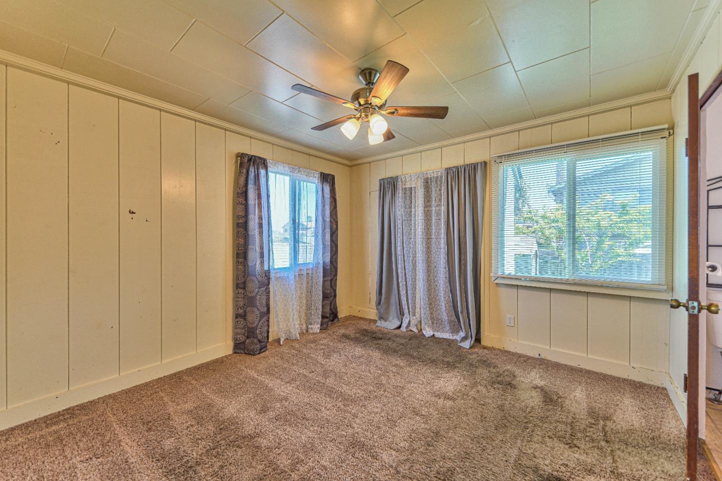 Detail Gallery Image 15 of 27 For 1312 Noche Buena St, Seaside,  CA 93955 - 3 Beds | 2 Baths