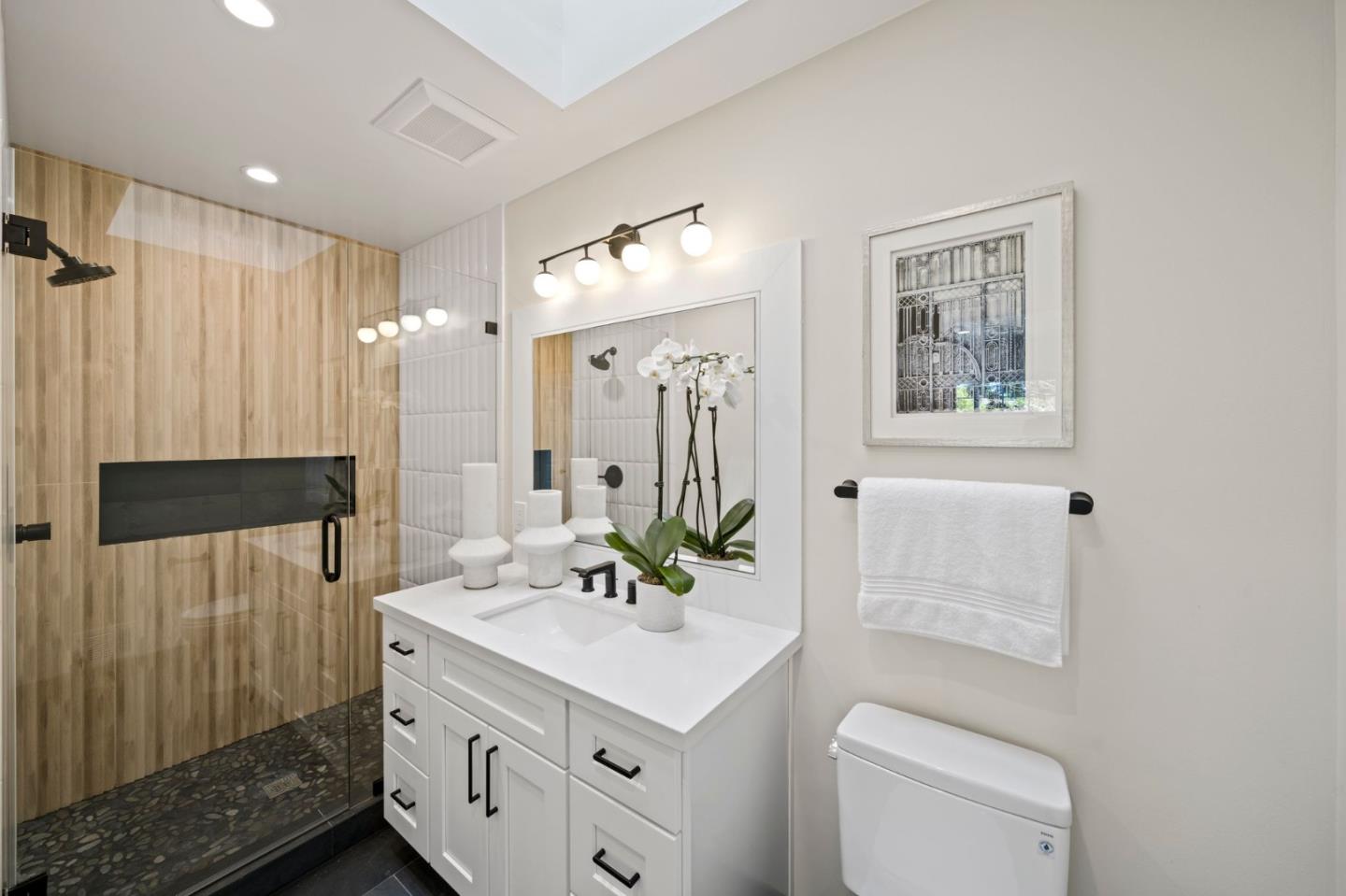 Detail Gallery Image 19 of 47 For 1880 Palm Ave, Redwood City,  CA 94061 - 3 Beds | 2 Baths