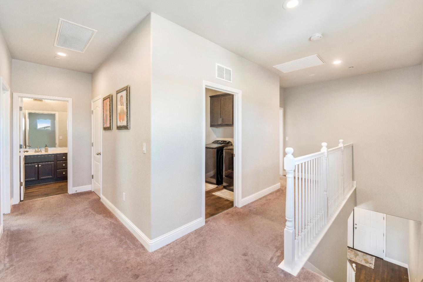 Detail Gallery Image 8 of 30 For 964 Vasconcellos Ave, Manteca,  CA 95336 - 4 Beds | 3/1 Baths