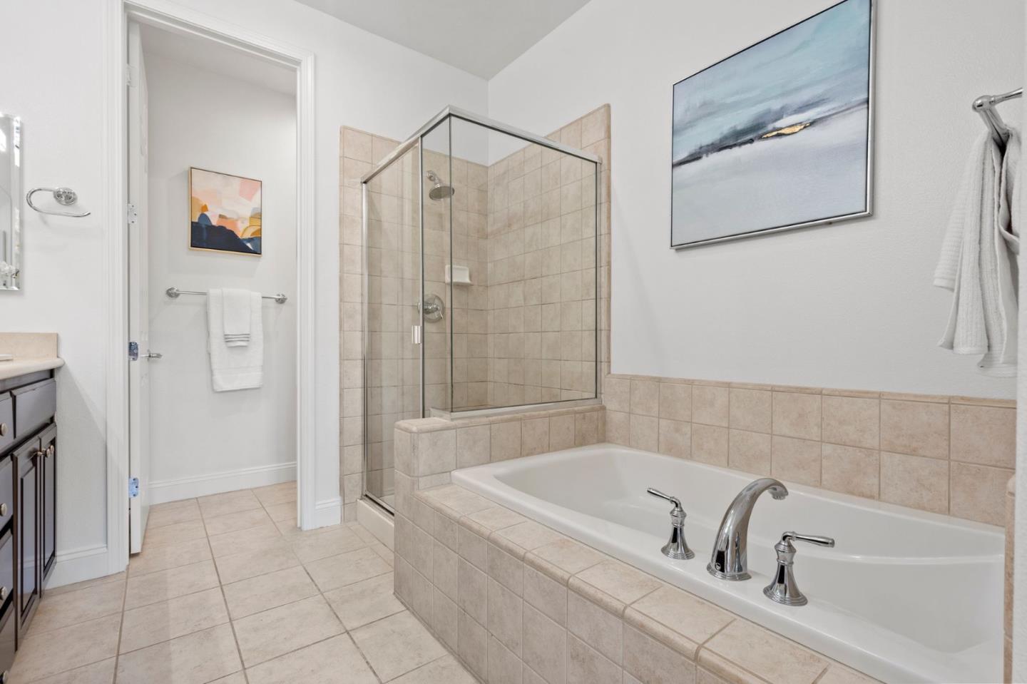 Detail Gallery Image 25 of 44 For 414 Paria Ter, Sunnyvale,  CA 94089 - 3 Beds | 2/1 Baths