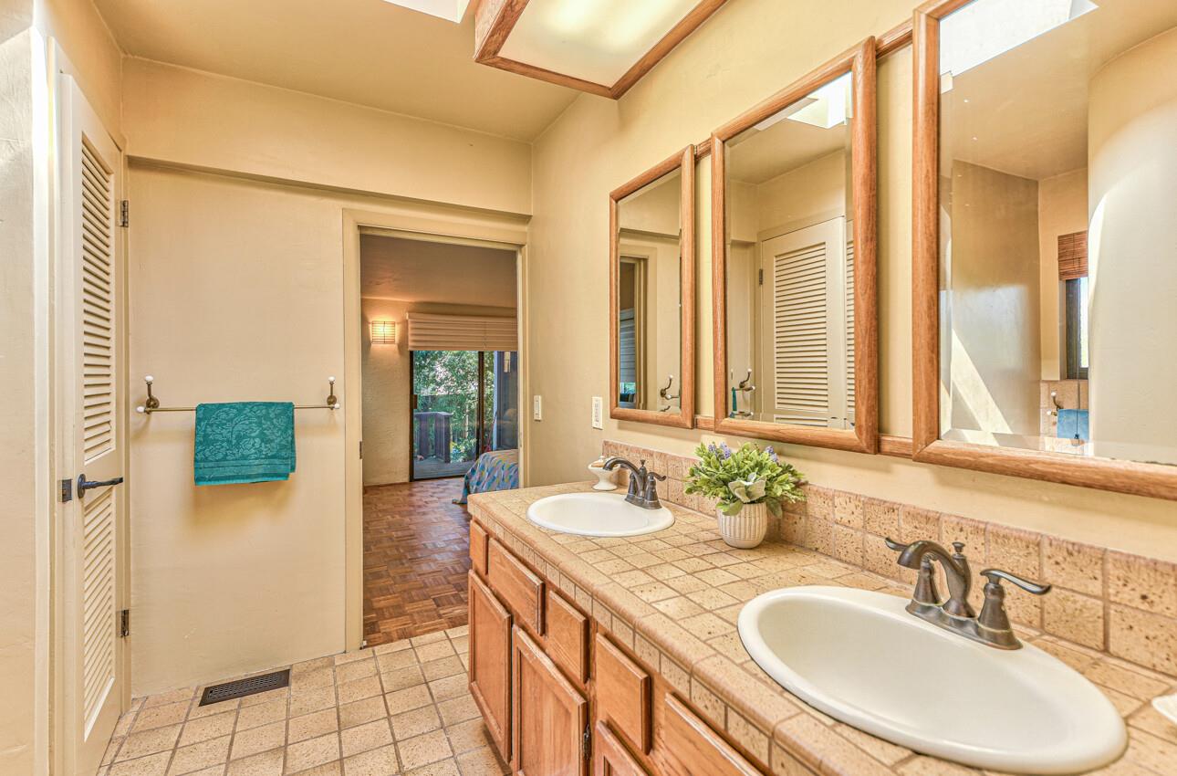 Detail Gallery Image 25 of 40 For 674 Cypress St, Monterey,  CA 93940 - 3 Beds | 2 Baths