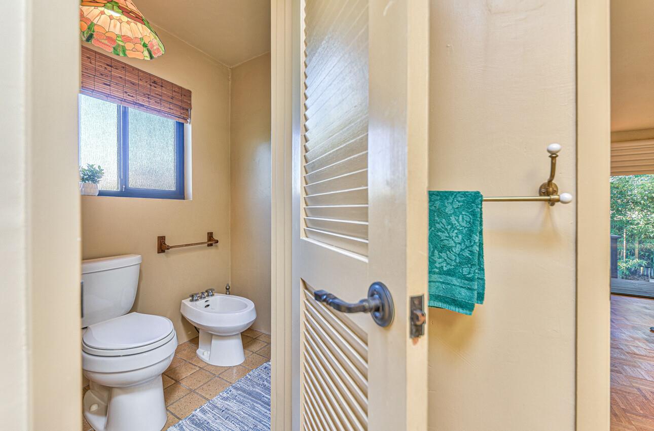 Detail Gallery Image 26 of 40 For 674 Cypress St, Monterey,  CA 93940 - 3 Beds | 2 Baths
