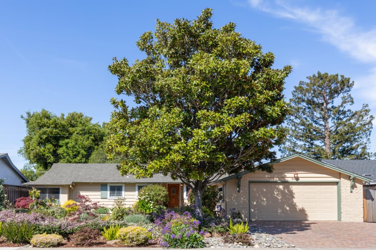 Detail Gallery Image 1 of 39 For 2451 Villa Nueva Way, Mountain View,  CA 94040 - 4 Beds | 3 Baths