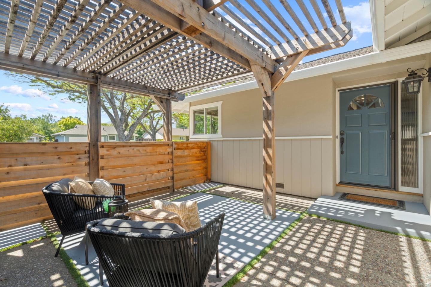 Detail Gallery Image 5 of 43 For 1429 Sprucewood Dr, San Jose,  CA 95118 - 3 Beds | 2 Baths
