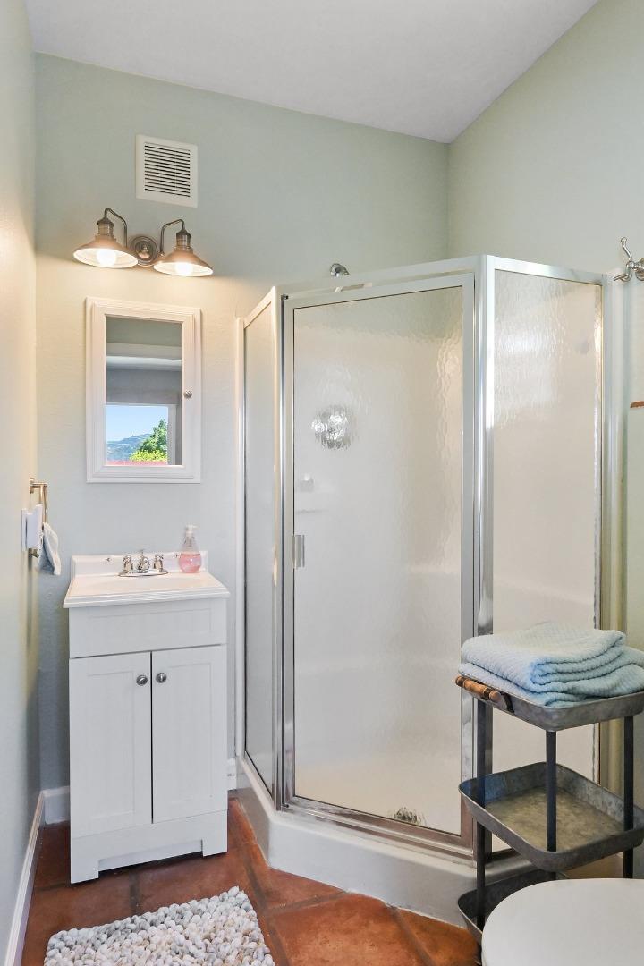 Detail Gallery Image 21 of 28 For 936 Crespi Dr, Pacifica,  CA 94044 - 3 Beds | 2 Baths