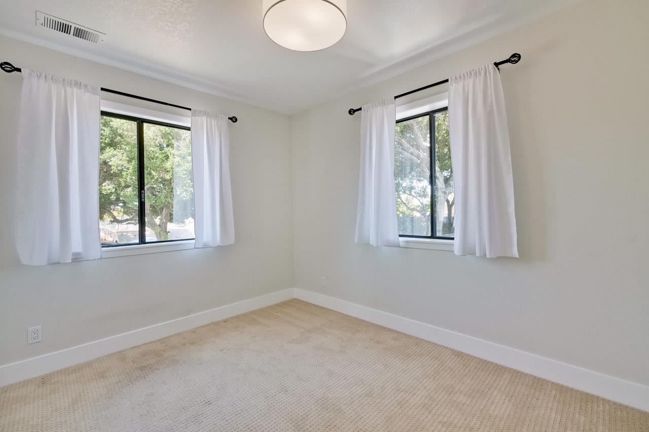 Detail Gallery Image 55 of 81 For 473 4th Ave, Redwood City,  CA 94063 - 5 Beds | 2/1 Baths
