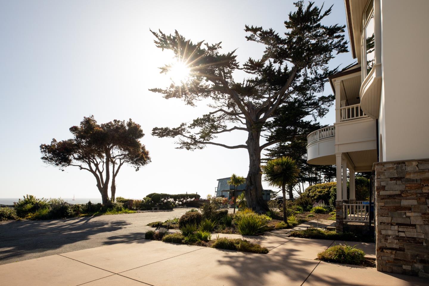 Detail Gallery Image 1 of 1 For 337 Kingsbury Dr, Aptos,  CA 95003 - 4 Beds | 4/1 Baths