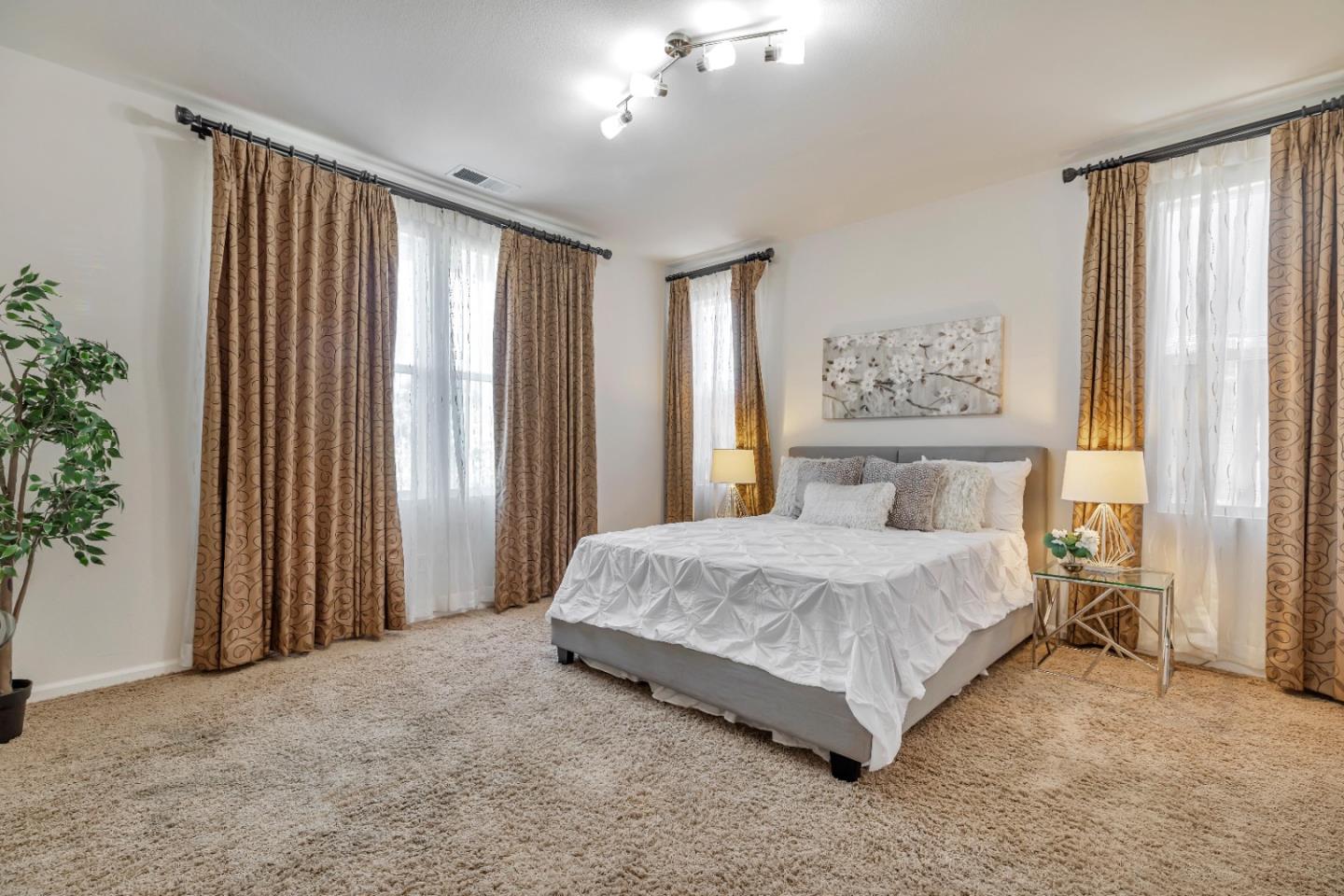 Detail Gallery Image 12 of 25 For 1610 Heritage Bay Ct #6,  San Jose,  CA 95138 - 5 Beds | 4/1 Baths