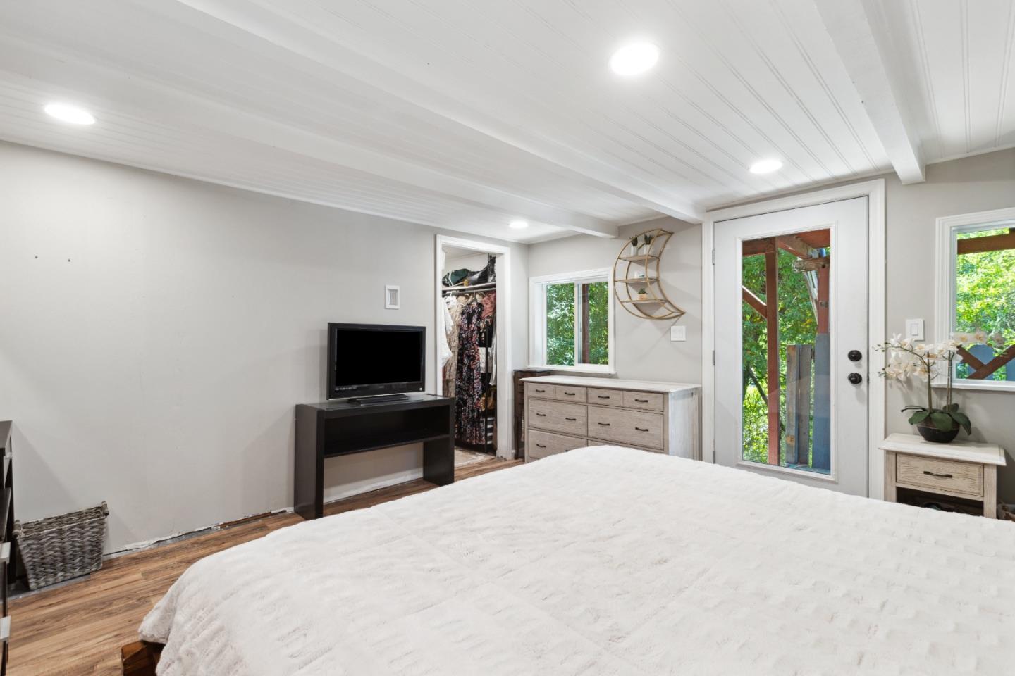 Detail Gallery Image 22 of 36 For 21516 Old Mine Rd, Los Gatos,  CA 95033 - 3 Beds | 1 Baths