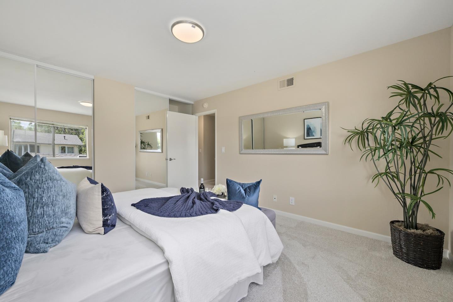 Detail Gallery Image 17 of 20 For 759 Winstead Ter, Sunnyvale,  CA 94087 - 3 Beds | 1/1 Baths