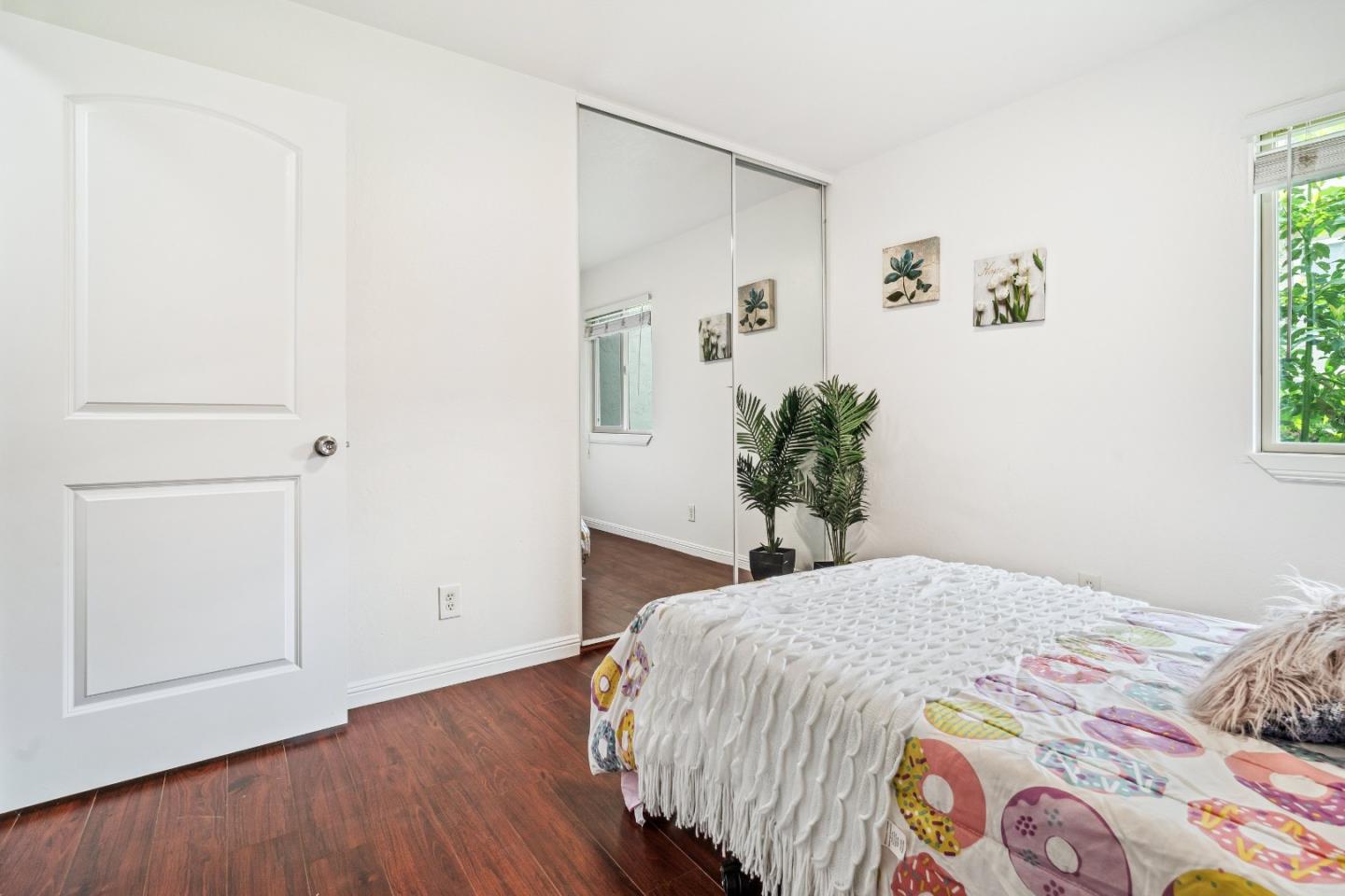 Detail Gallery Image 5 of 15 For 360 Auburn Way #16,  San Jose,  CA 95129 - 2 Beds | 1 Baths
