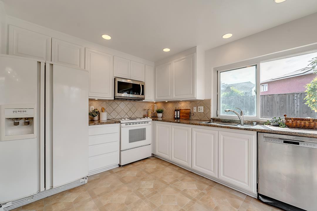 Detail Gallery Image 11 of 30 For 5023 Severance Dr, San Jose,  CA 95136 - 3 Beds | 2 Baths