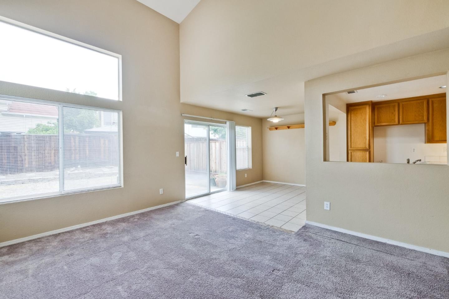 Detail Gallery Image 22 of 56 For 1721 Periwinkle Way, Antioch,  CA 94531 - 3 Beds | 2/1 Baths