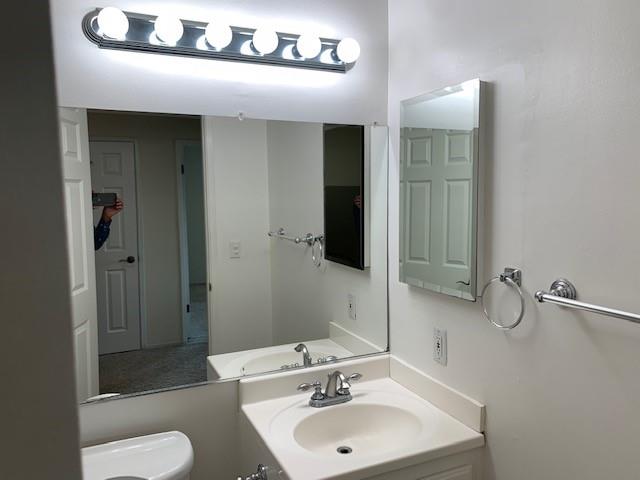 Detail Gallery Image 4 of 6 For 4390 Diamond St #2,  Capitola,  CA 95010 - 2 Beds | 1 Baths