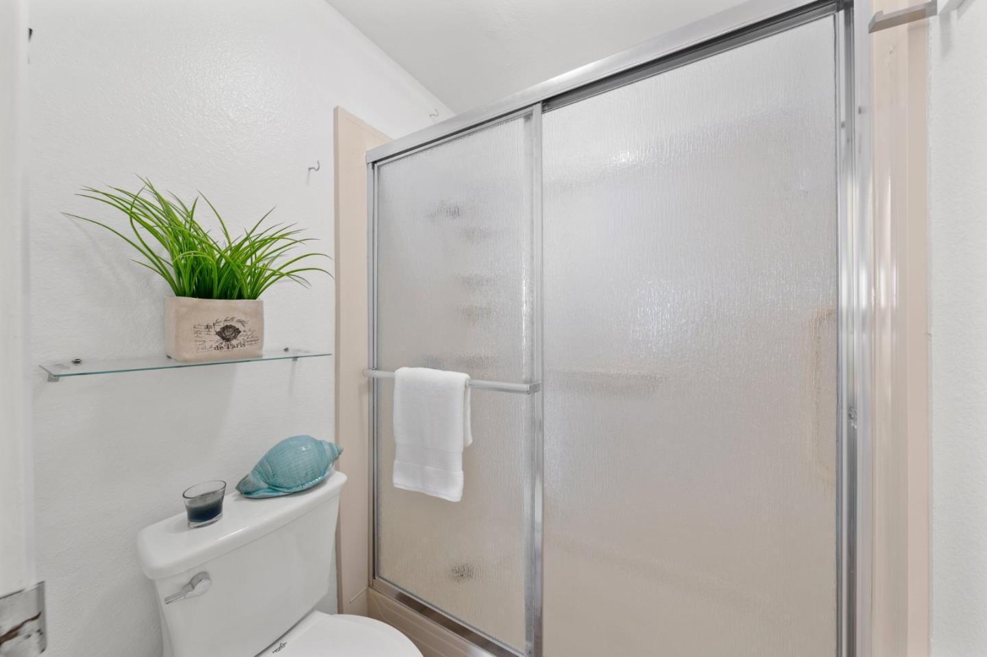 Detail Gallery Image 18 of 39 For 7159 Shelter Creek Ln, San Bruno,  CA 94066 - 1 Beds | 1 Baths