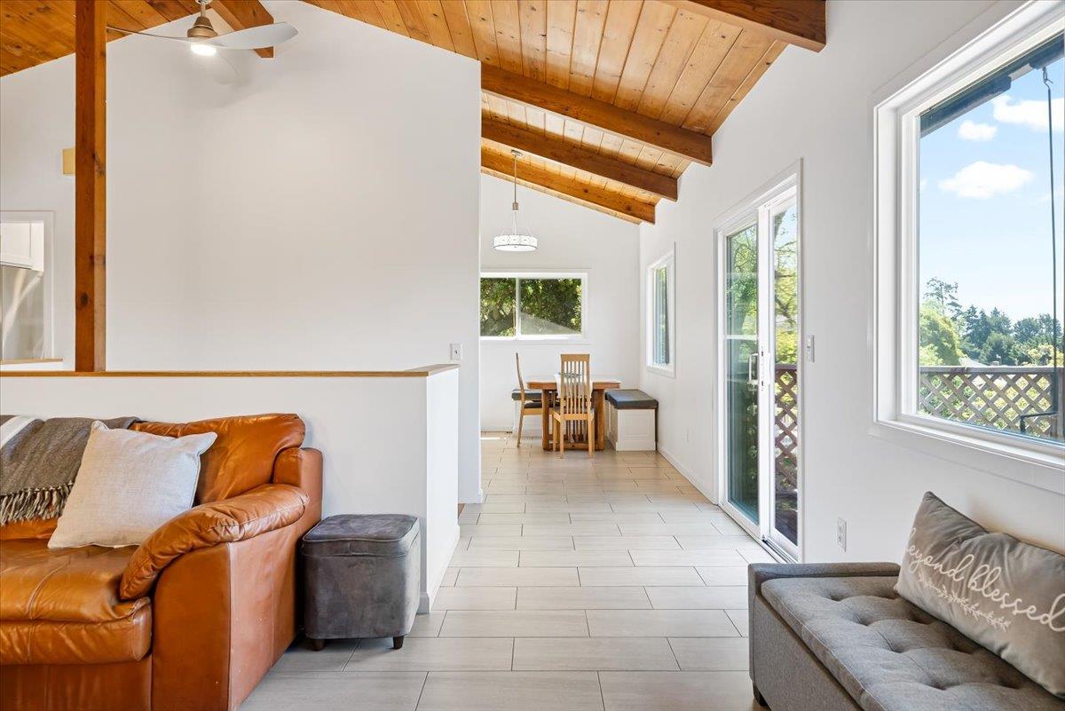 Detail Gallery Image 25 of 66 For 548 Monterey Dr, Aptos,  CA 95003 - 3 Beds | 2 Baths