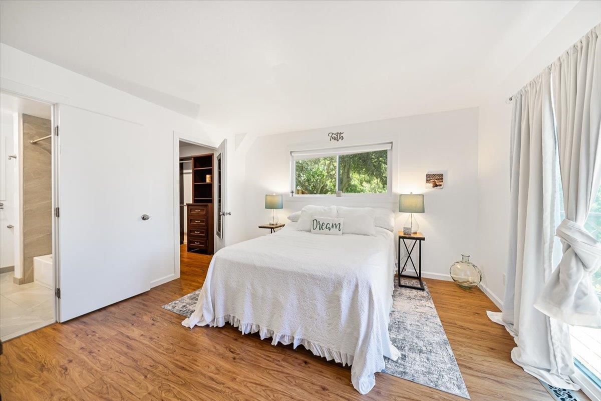 Detail Gallery Image 5 of 66 For 548 Monterey Dr, Aptos,  CA 95003 - 3 Beds | 2 Baths